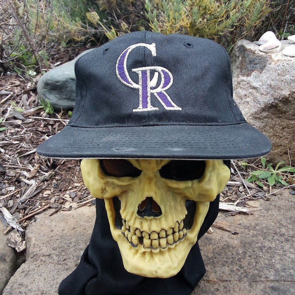 Vintage Logo 7 Colorado Rockies Snap Back Hat Cap